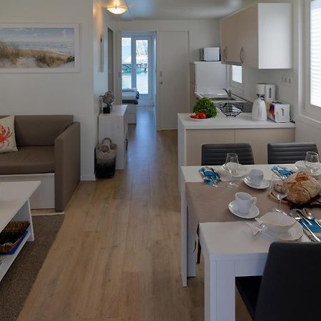 Floating House Marina Royal Villa ปอร์โตรอซ ภายนอก รูปภาพ